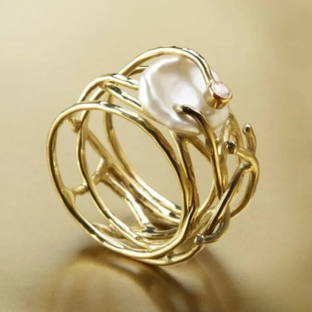 Vintage Gold Ring with Pearl Accent