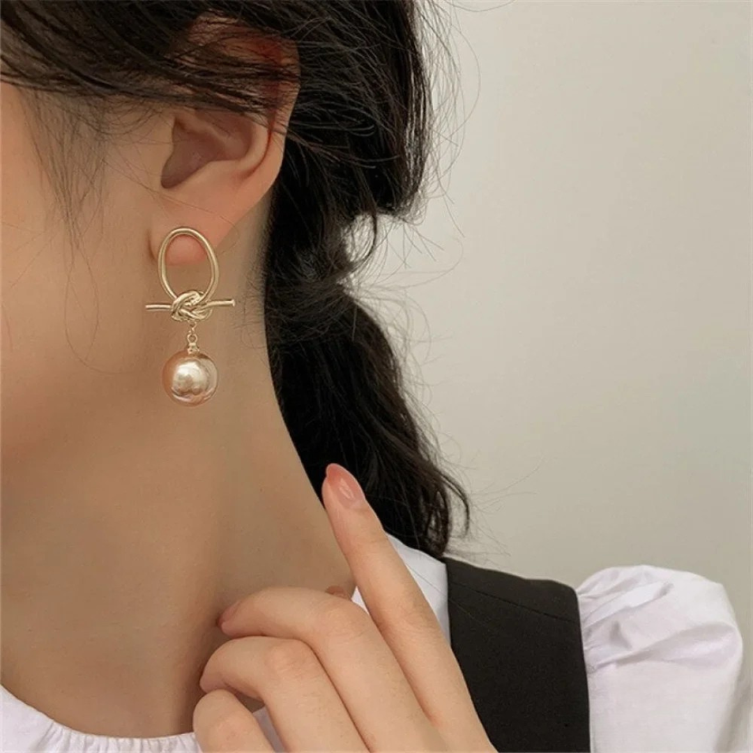 Graceful Pearl Dangle Earrings