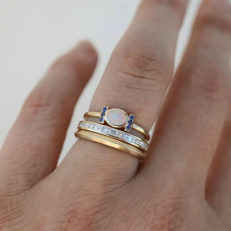 Oprah - Retro Golden Opal Ring Collection