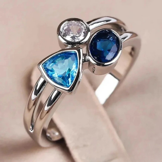 Retro Blue Gemstone Ring
