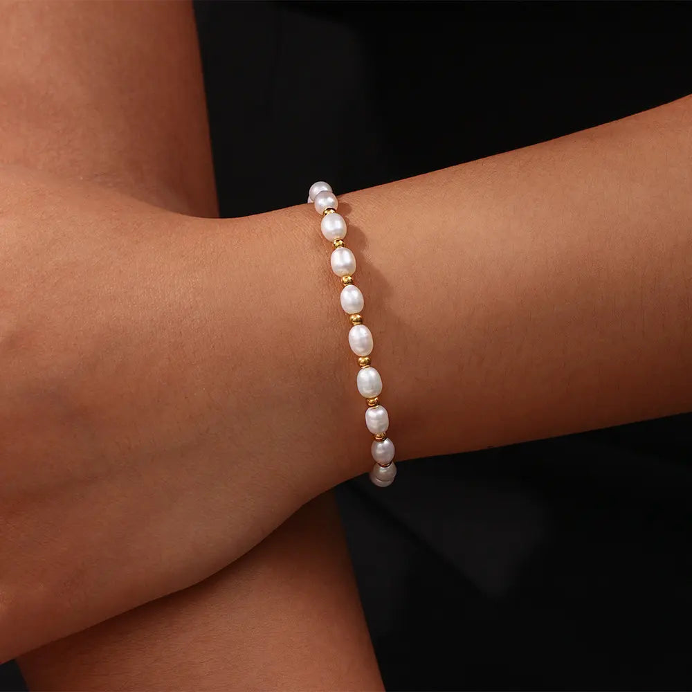 Charming Pearl Bracelet