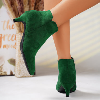 Chic Suede Western Boots for Stylish Outings