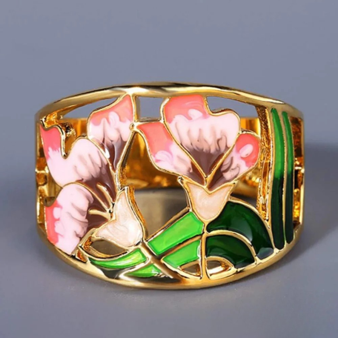 Retro Flower Gold Enamel Ring