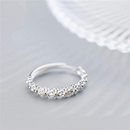 Flexible Silver Daisy Band