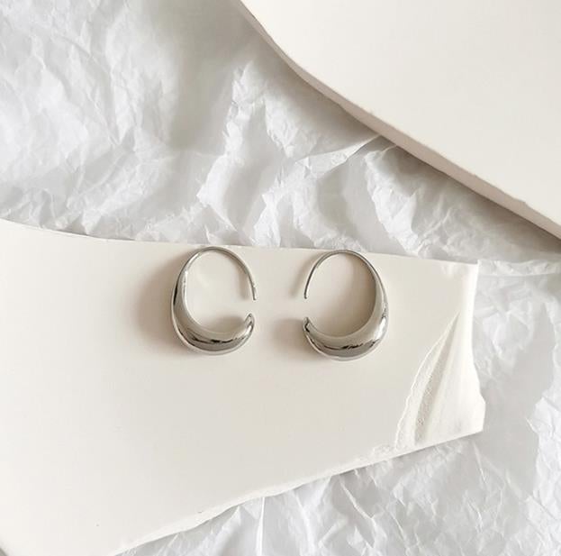 Chic Gold Earrings