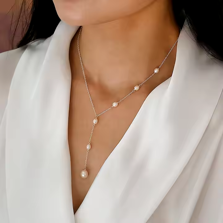 Distinctive Pearl Necklace Organizer