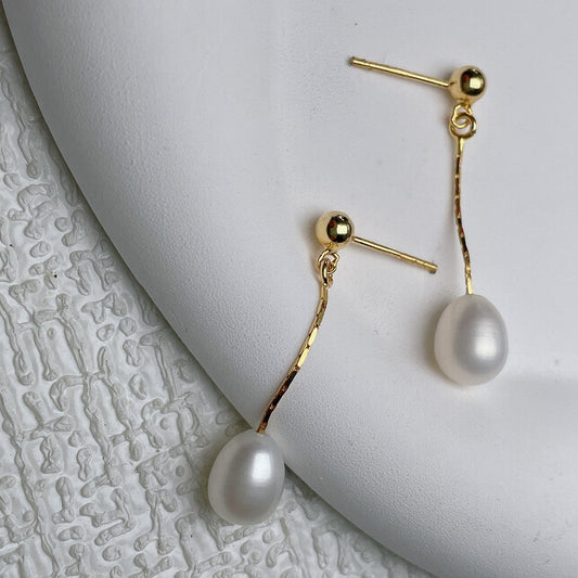 Newborn Pearl Earrings