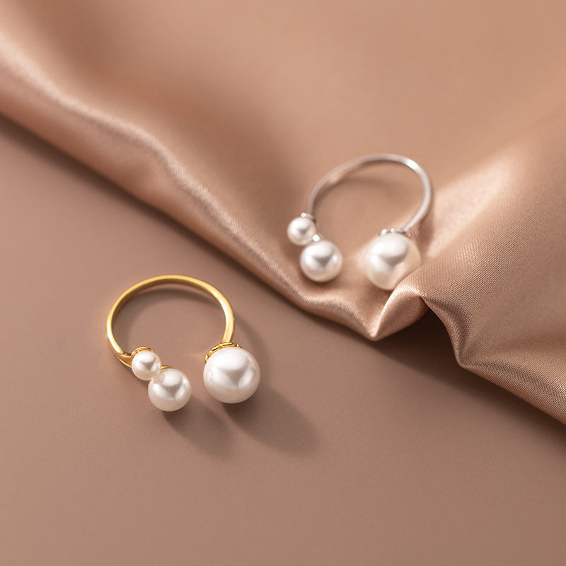 Adjustable Three-Pearl Ring