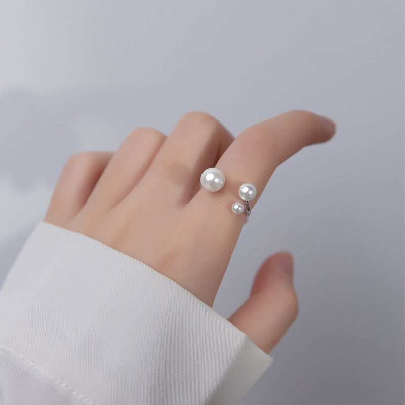 Adjustable Three-Pearl Ring