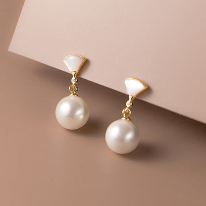 Retro Silver Pearl Earrings
