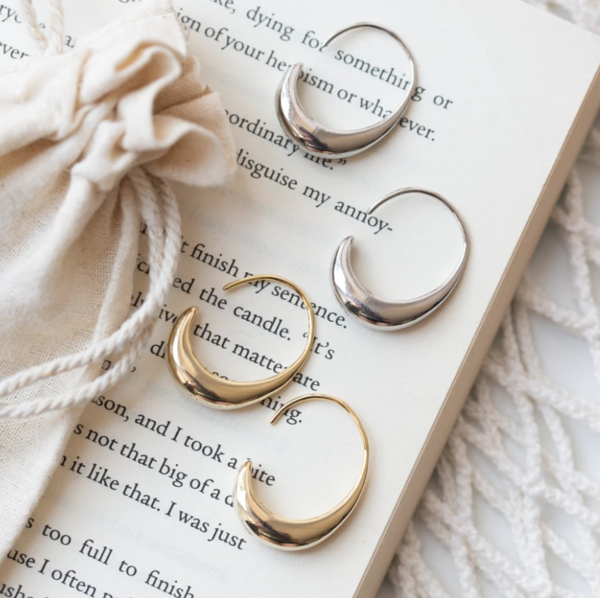 Chic Gold Earrings
