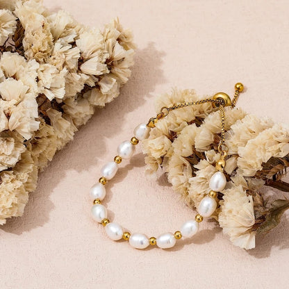 Charming Pearl Bracelet