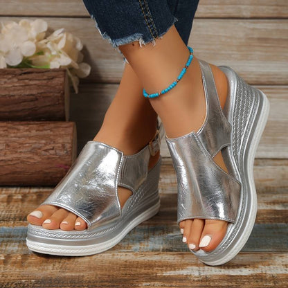 Chic Women’s Strap Sandals for Everyday Wear