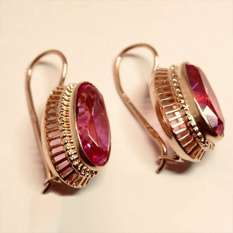 Retro Pink Gem Rose Earrings